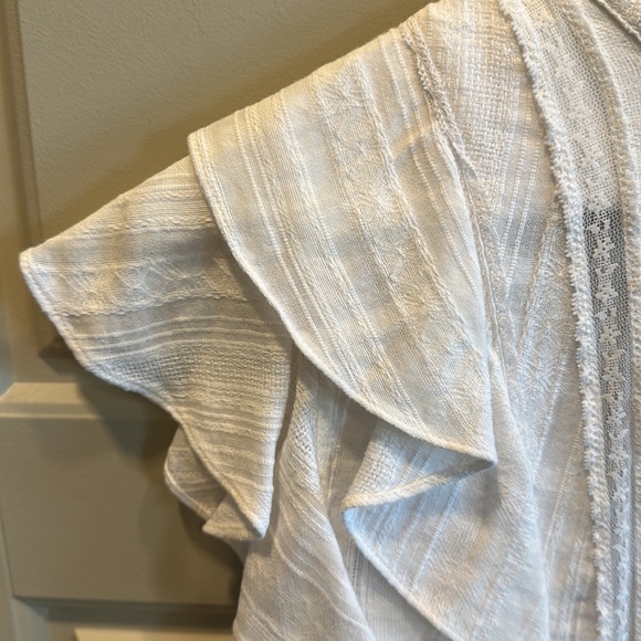 Veronica Beard Sol Ruffle Detail Top - Picture 9 of 13